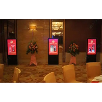 在酒店部署液晶廣告機與觸控一體機有哪些好處？